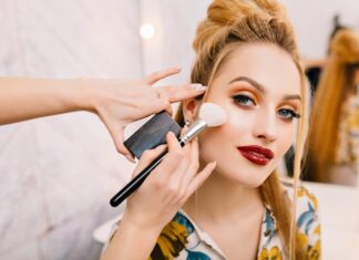 Bellafuloxox: The Captivating Beauty Mogul Redefining Influence