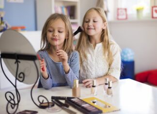 2023 Small Business Ideas for Kids - Top Profitable Ventures to Launch