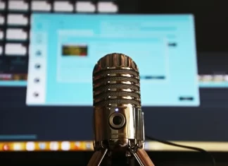 How to Choose the Right Financial Podcast for Your Investment Journey